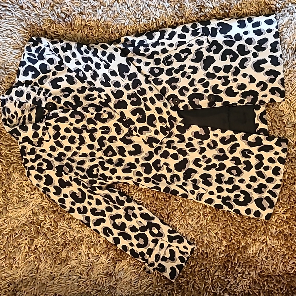 Leopard Mid Trench